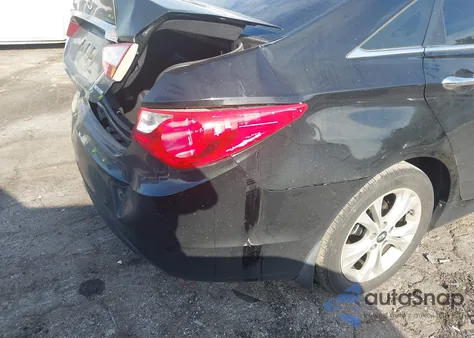 2011 Hyundai Sonata Limited z USA, uszkodzony, nr VIN 5NPEC4AC5BH292490